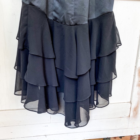 BHWM structured sculpted black spaghetti ruffle 0 - Picture 6 of 8